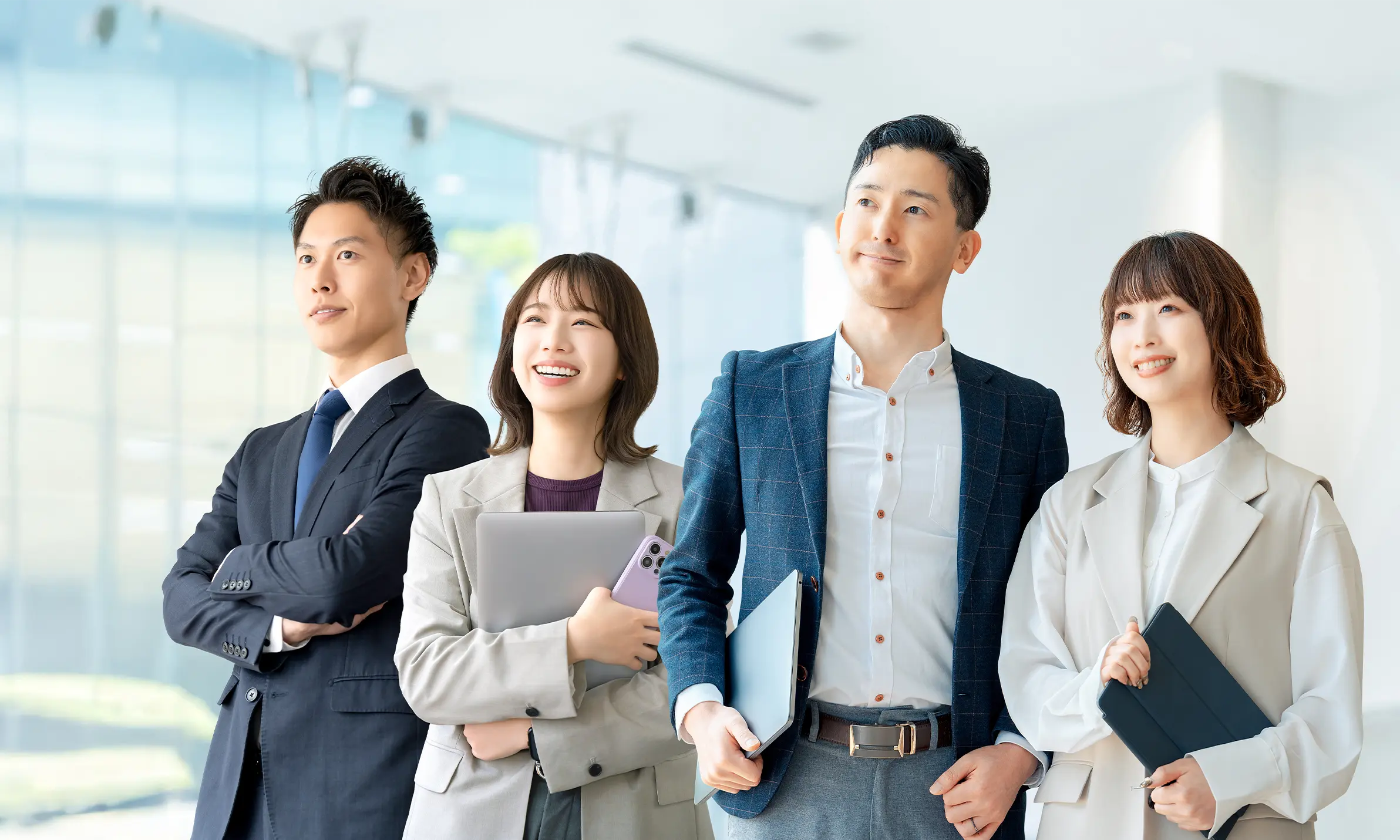 化粧品ブランド立ち上げをサポートするチーム